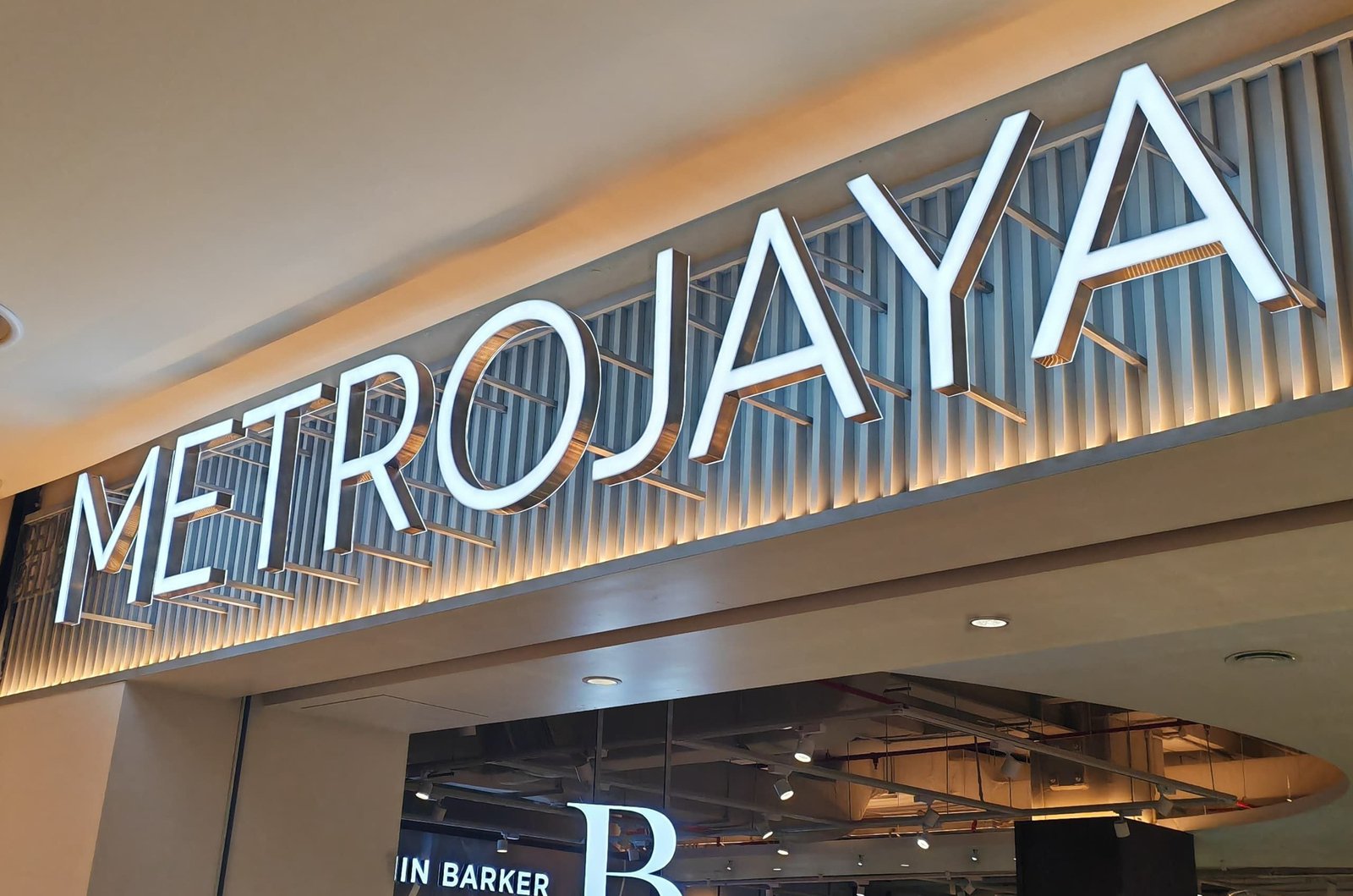 Image hover effect image