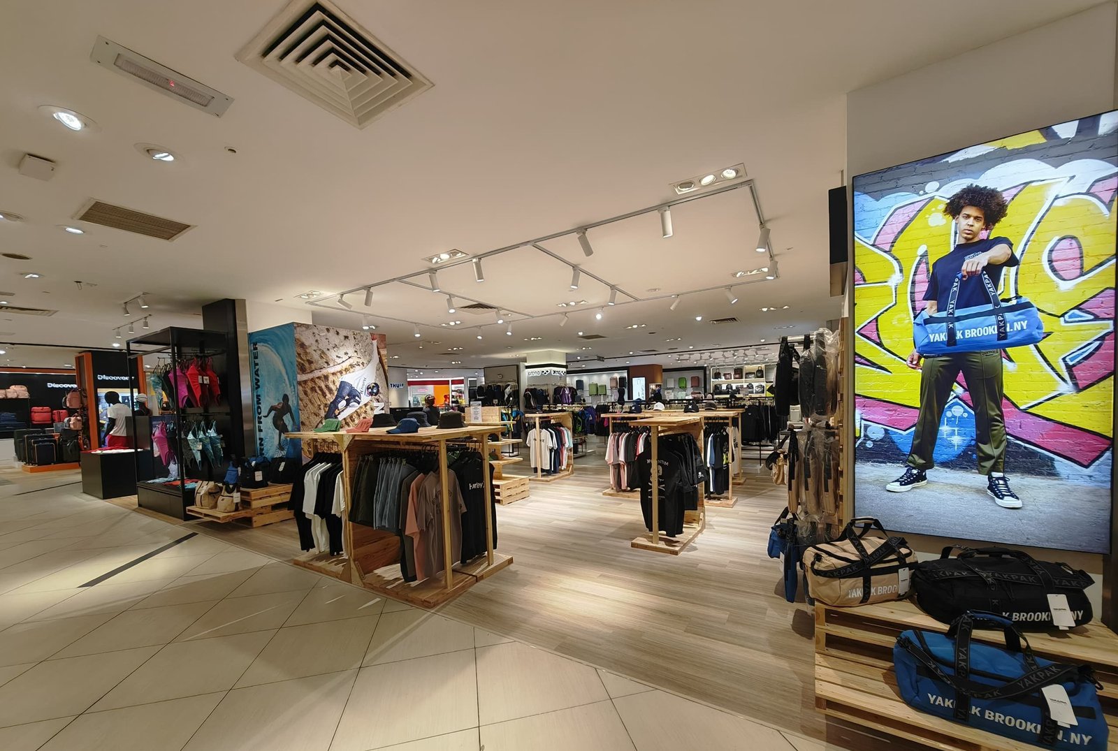 Image hover effect image